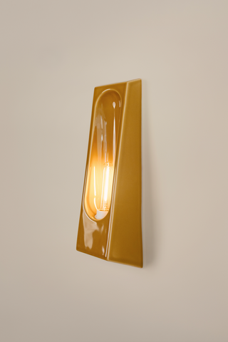 Alcove Ceramic Wall Light, Ouro