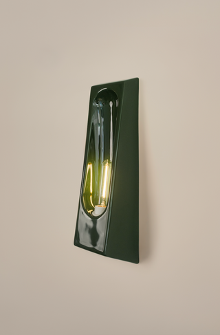 Alcove Ceramic Wall Light, Verde