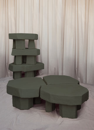 Ruins 3.0, Coffee table