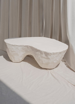 Ruins 4.0, Coffee table