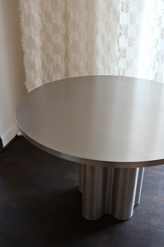 Piccolo Dining Table
