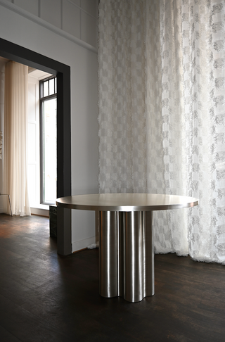 Piccolo Dining Table