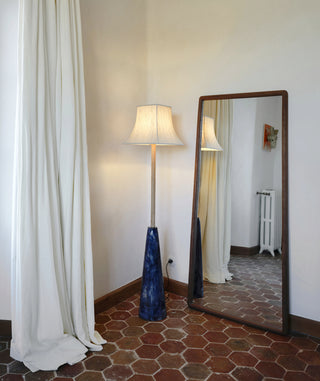 Amarante Mirror, Walnut