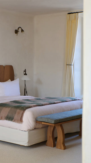 Sintra Bench, Walnut