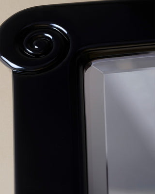 The Nautilus Mirror, Lacquered