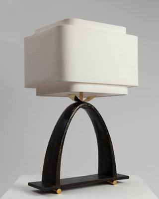 Lampe de Table Yoshiko en Noir - Edition Limitée