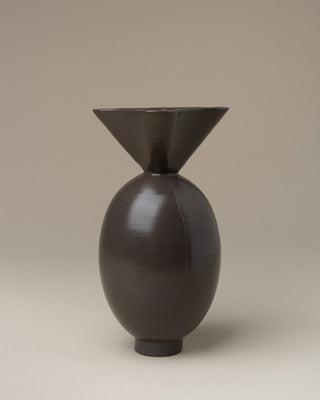 Black Von Vase