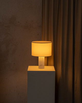 Flutita Ribbed Marble Table Lamp